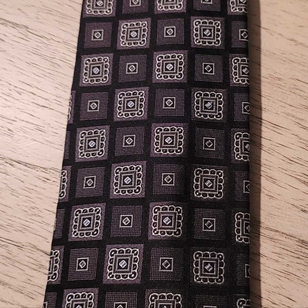 Jos.A.Bank Silk Tie🌟Dont forget to bundle another Tie🌟